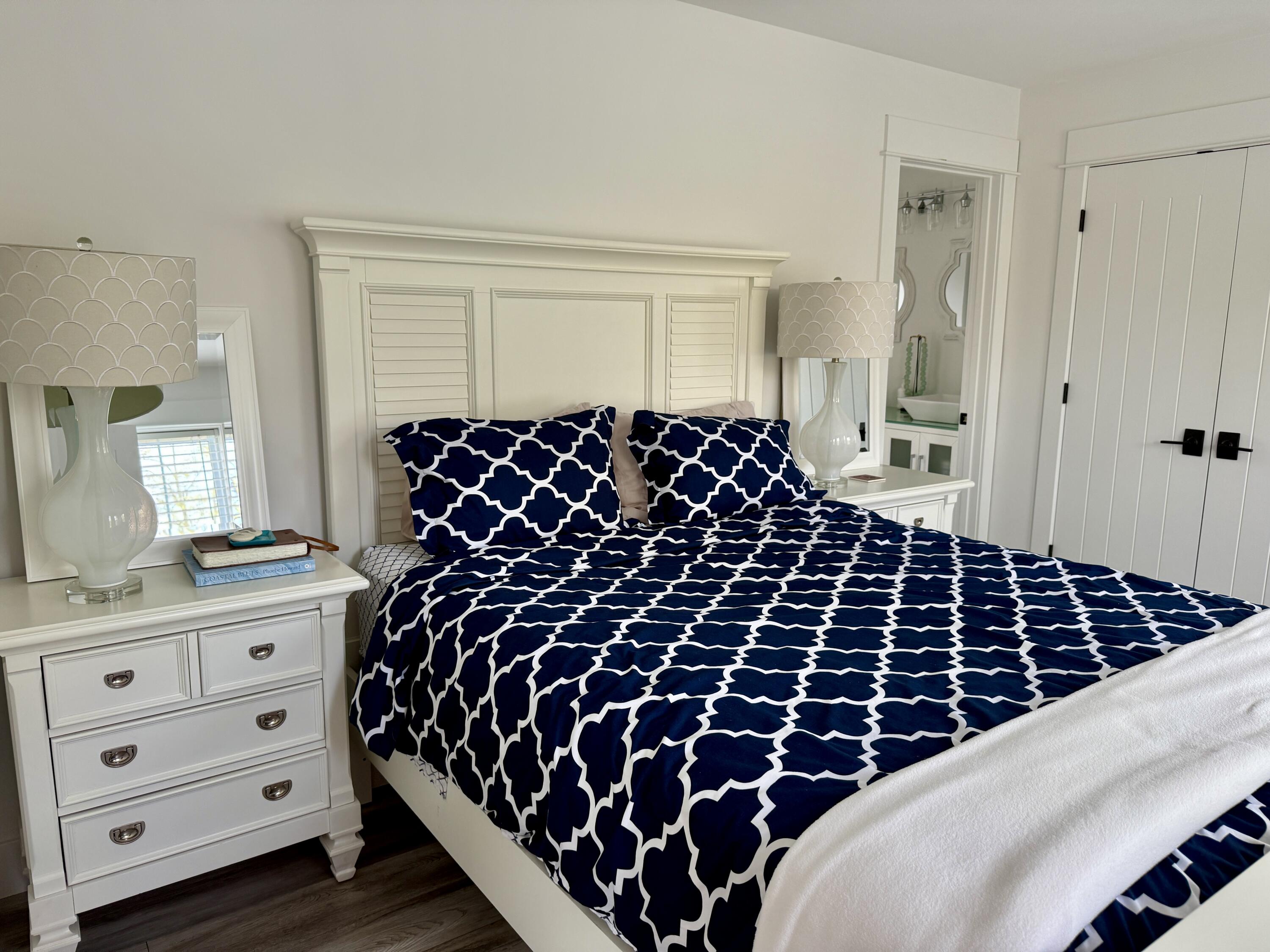 Douglas, Michigan, 49406, United States, 3 Bedrooms Bedrooms, ,3 BathroomsBathrooms,Residential,For Sale,1979342