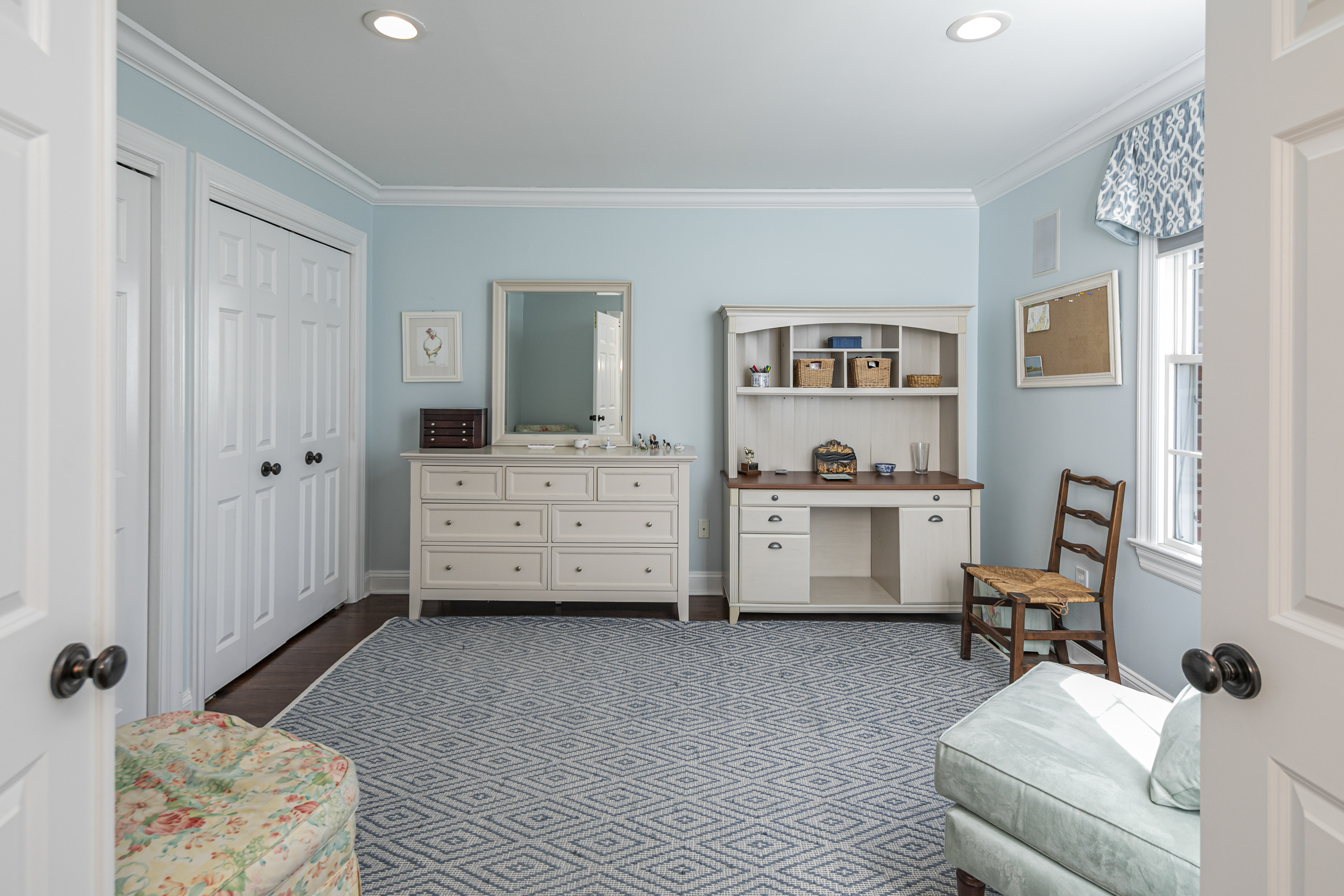  Exceptional Design and Thoughtful Updates in a Rare Governors Lane Offering - 物件實景