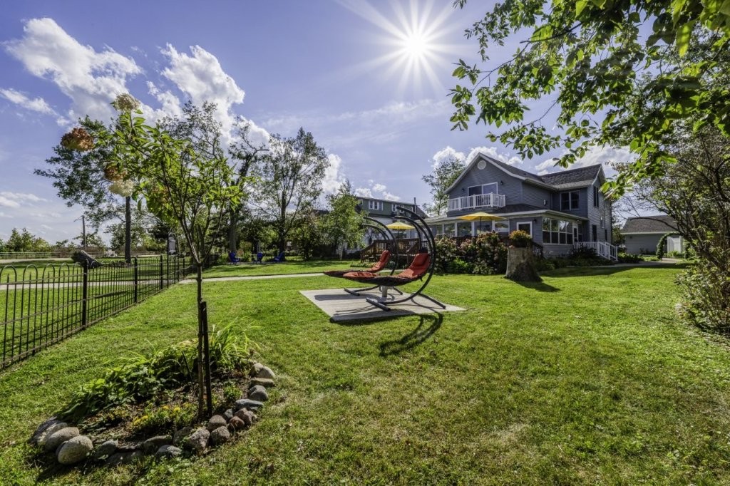 Bemidji, Minnesota, 56601, United States, 6 Bedrooms Bedrooms, ,2 BathroomsBathrooms,Residential,For Sale,2000102