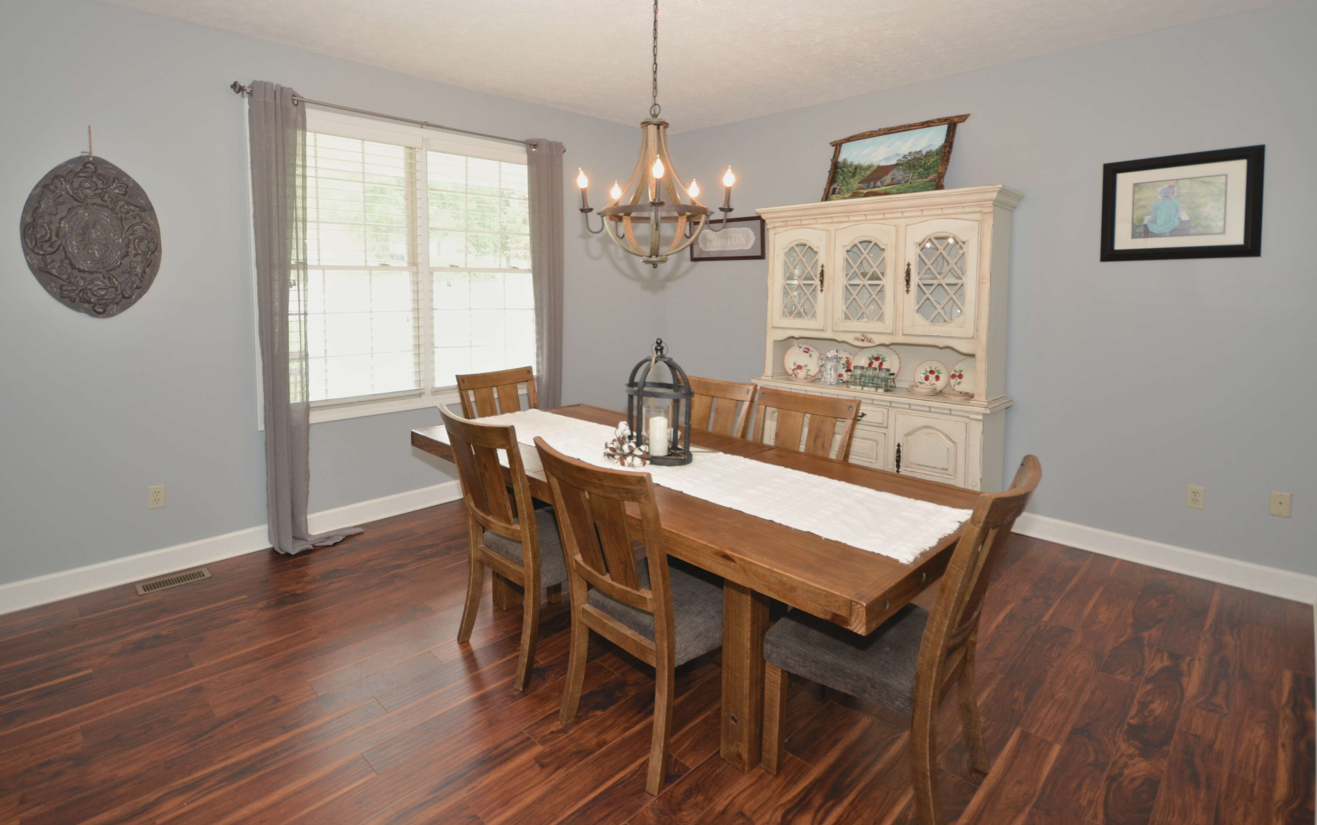Kodak, Tennessee, 37764, United States, 4 Bedrooms Bedrooms, ,3 BathroomsBathrooms,Residential,For Sale,1887737