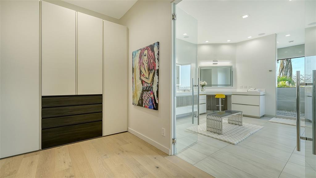 Sarasota, Florida, 34239, United States, 4 Bedrooms Bedrooms, ,7 BathroomsBathrooms,Residential,For Sale,1759750