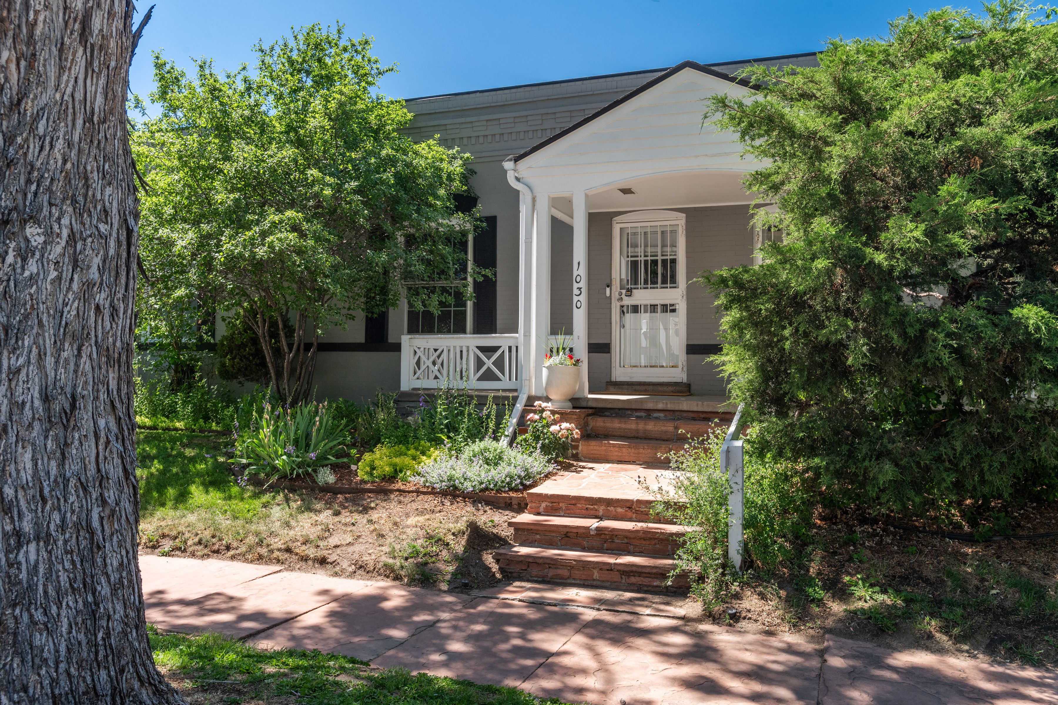  Historic row home in Denver