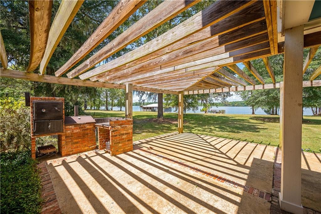 Natchitoches, Louisiana, 71457, United States, 3 Bedrooms Bedrooms, ,3 BathroomsBathrooms,Residential,For Sale,1983691