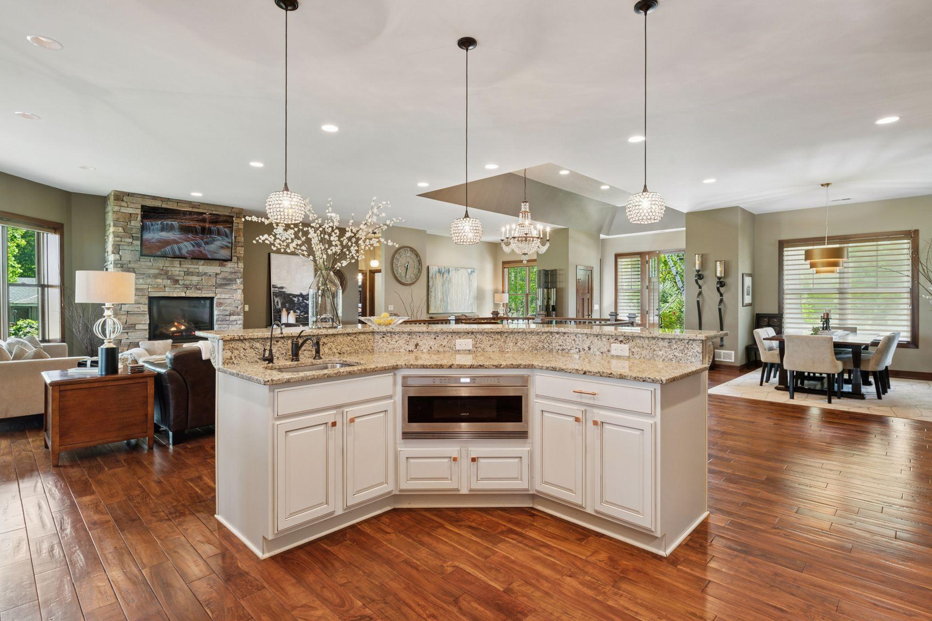 Deephaven, Minnesota, 55331, United States, 4 Bedrooms Bedrooms, ,5 BathroomsBathrooms,Residential,For Sale,1950971