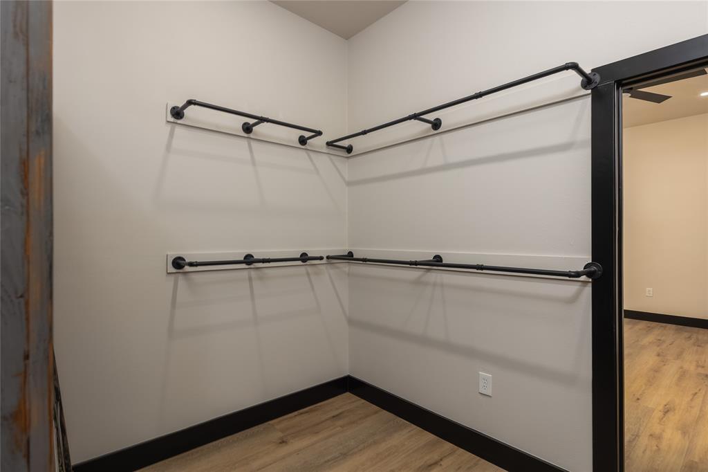 Mineral Wells, Texas, 76067, United States, 3 Bedrooms Bedrooms, ,2 BathroomsBathrooms,Residential,For Sale,2012284