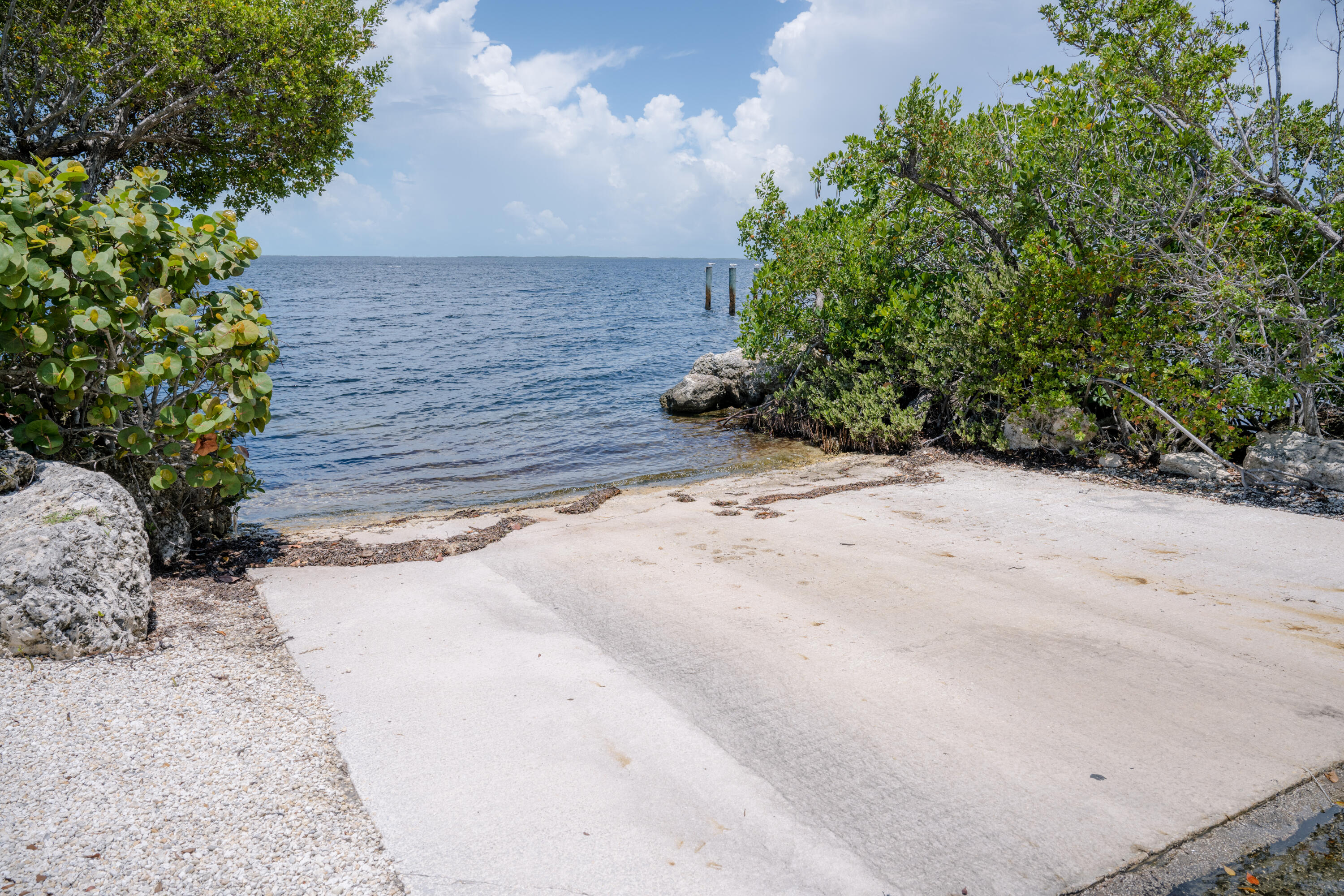 KEY LARGO, Florida, 33037, United States, 3 Bedrooms Bedrooms, ,2 BathroomsBathrooms,Residential,For Sale,1913329