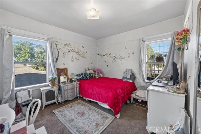 Los Angeles, California, 90003, United States, ,Residential,For Sale,1977339