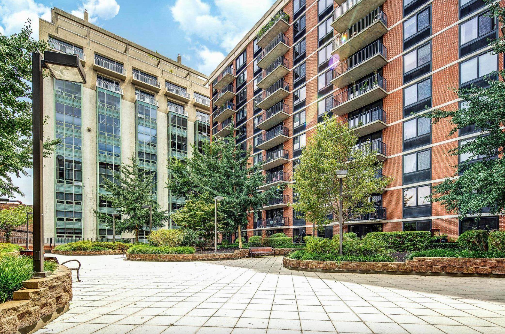 Jersey City, New Jersey, 07310, United States, 2 Bedrooms Bedrooms, ,2 BathroomsBathrooms,Residential,For Sale,1925571