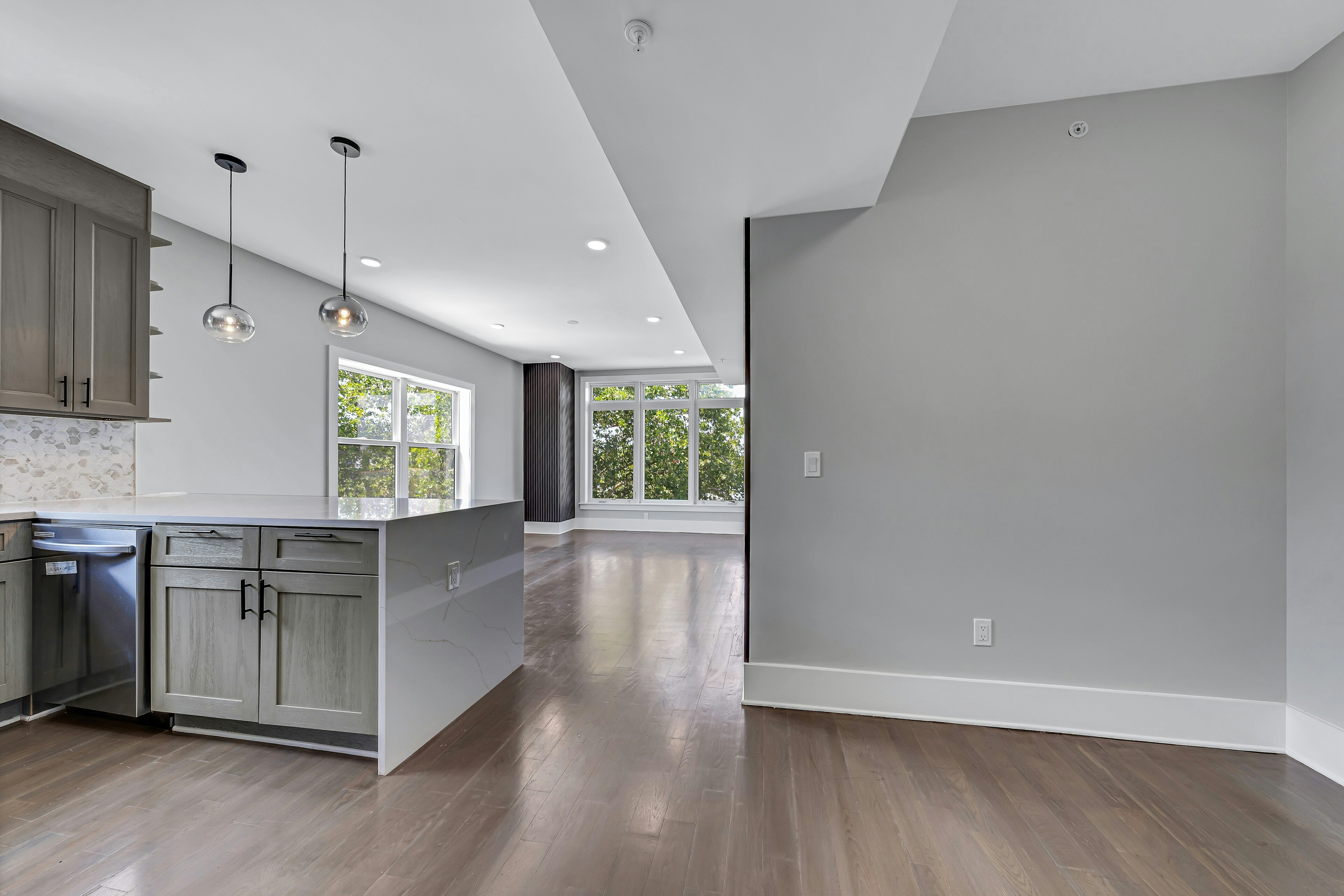  76 Corbin Avenue, Jersey City, NJ 07306 - 物件實景