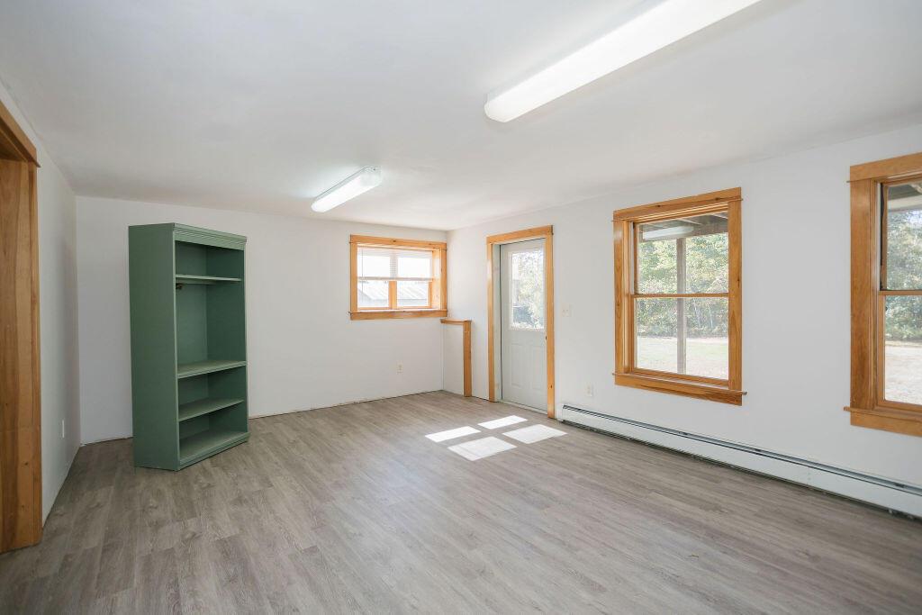 Jay, Maine, 04239, United States, 4 Bedrooms Bedrooms, ,3 BathroomsBathrooms,Residential,For Sale,1954491