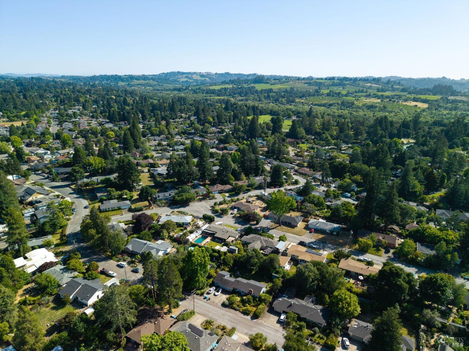 Sebastopol, California, 95472, United States, 2 Bedrooms Bedrooms, ,1 BathroomBathrooms,Residential,For Sale,2048872