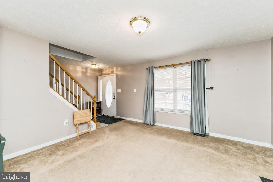 Waldorf, Maryland, 20601, United States, 6 Bedrooms Bedrooms, ,4 BathroomsBathrooms,Residential,For Sale,2005305