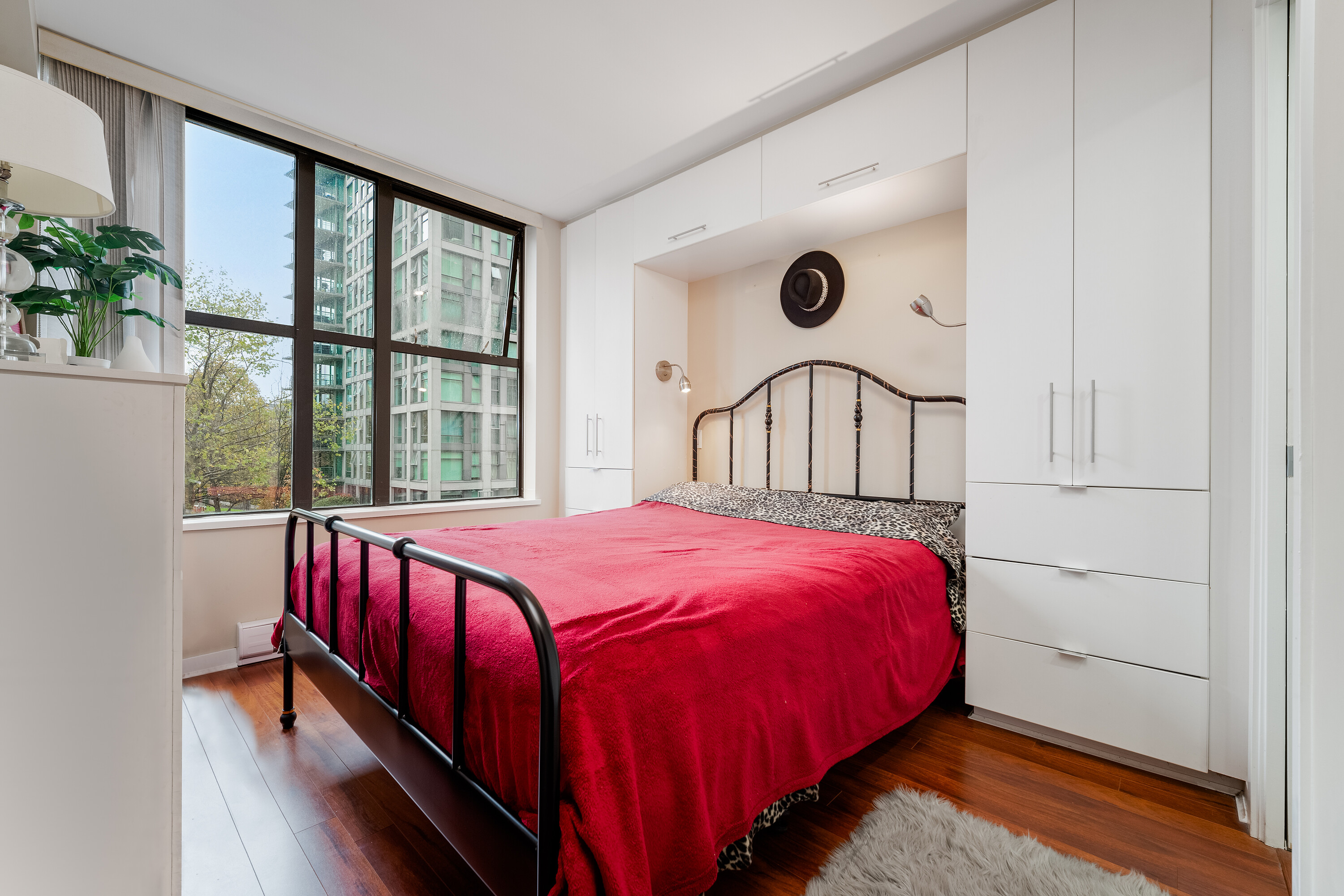  One Bedroom in Yaletown - 物件實景