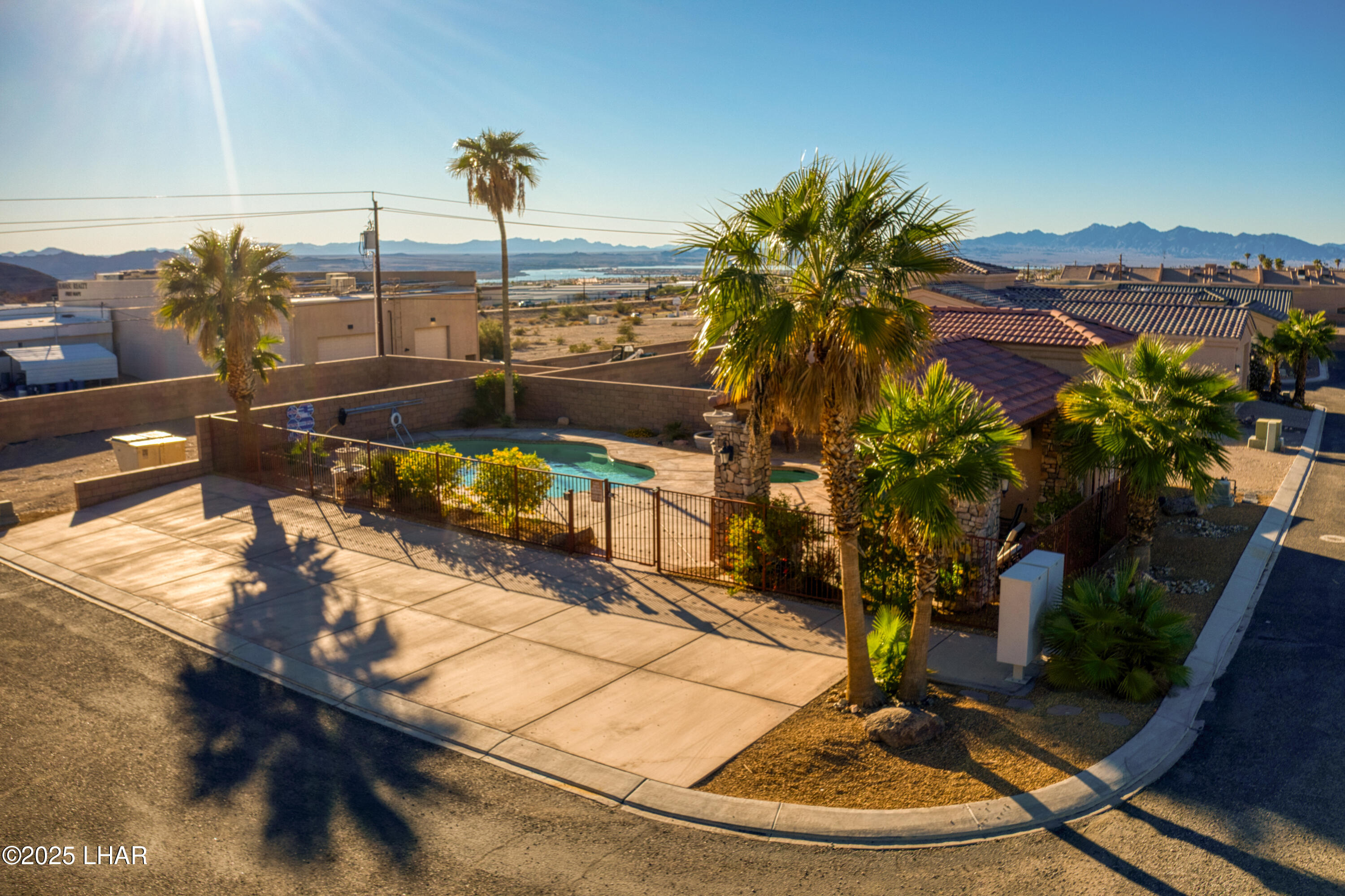 Lake Havasu City, Arizona, 86406, United States, 3 Bedrooms Bedrooms, ,2 BathroomsBathrooms,Residential,For Sale,1994362