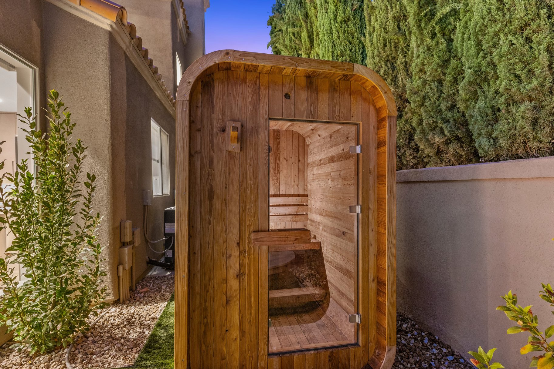  Golf Front Luxury in Guard-Gated Spanish Trail - 物件實景