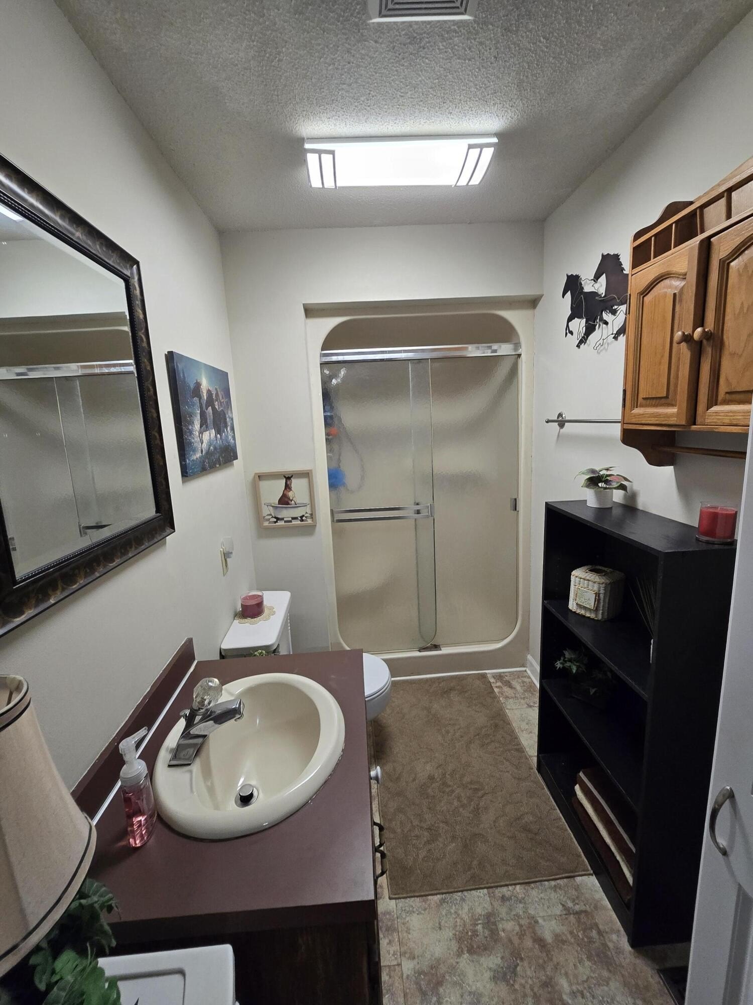 Sumter, South Carolina, 29154, United States, 3 Bedrooms Bedrooms, ,3 BathroomsBathrooms,Residential,For Sale,1974598