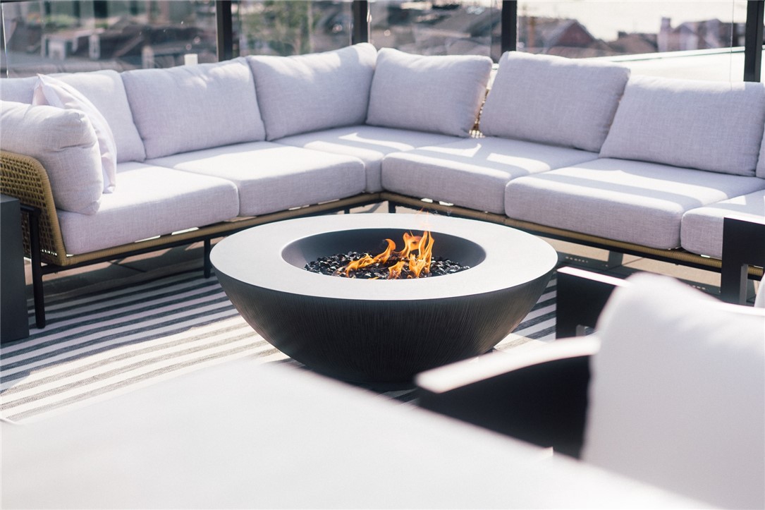 Lawrenceville, Pennsylvania, 15201, United States, 2 Bedrooms Bedrooms, ,2 BathroomsBathrooms,Residential,For Sale,1960750