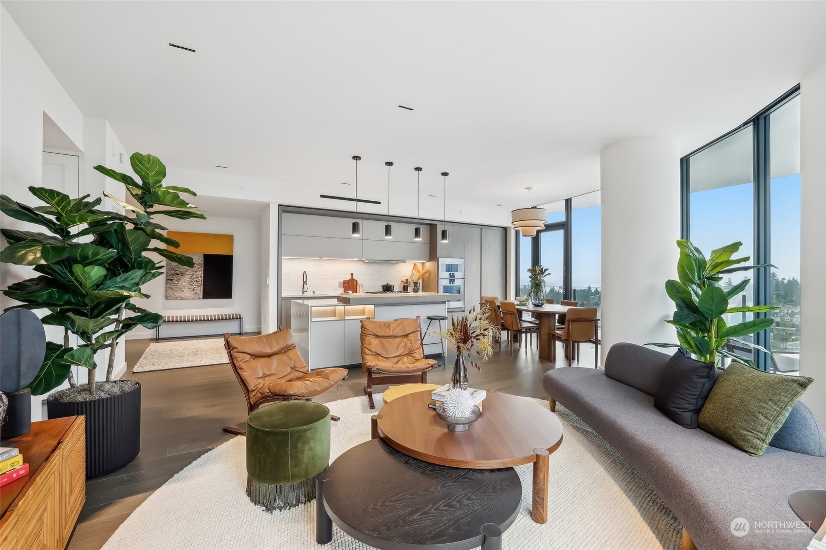 Bellevue, Washington, 98004, United States, 2 Bedrooms Bedrooms, ,2 BathroomsBathrooms,Residential,For Sale,1690612