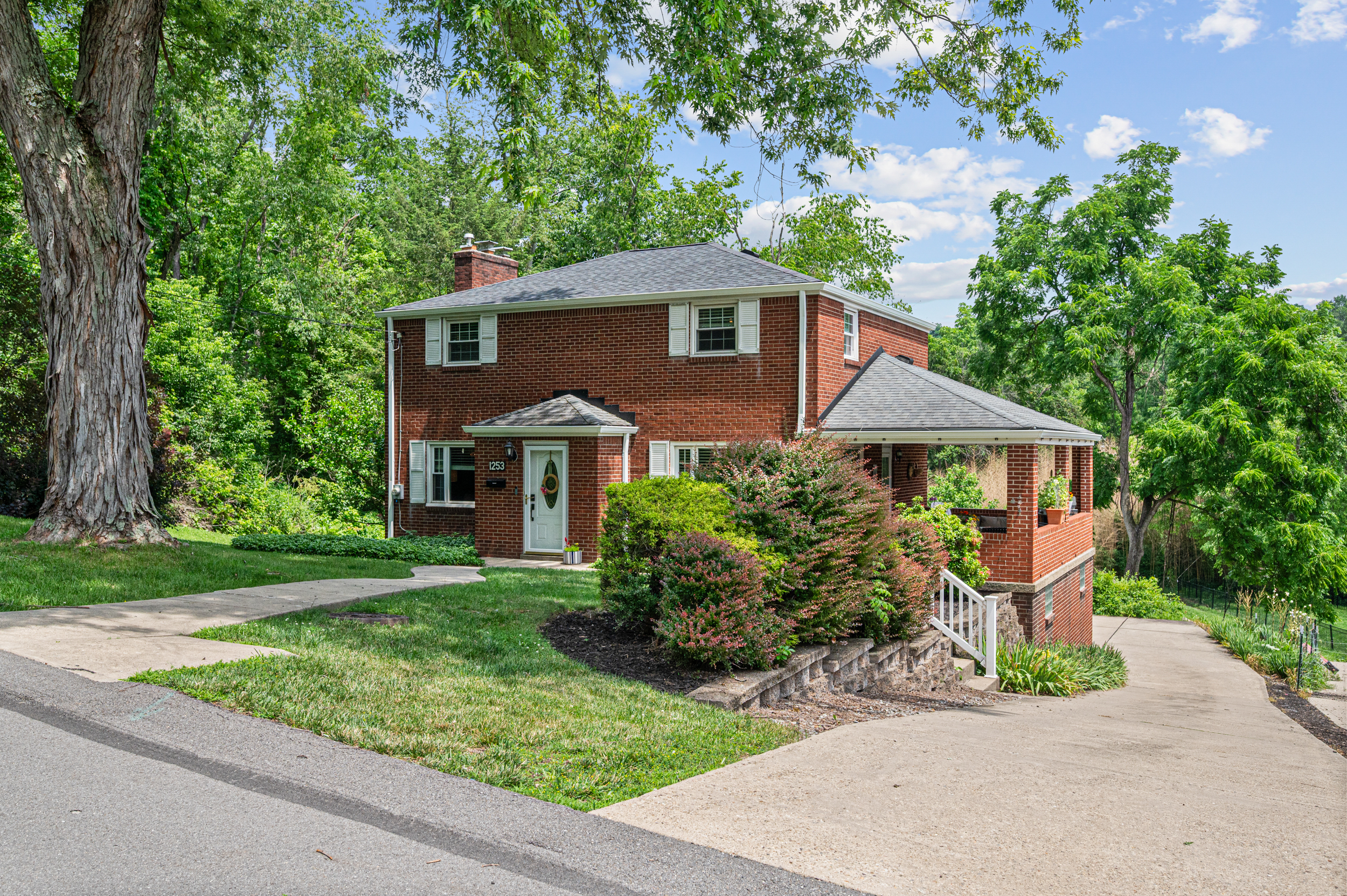  1253 Beagle Drive, Bethel Park, PA 15102 - 物件實景