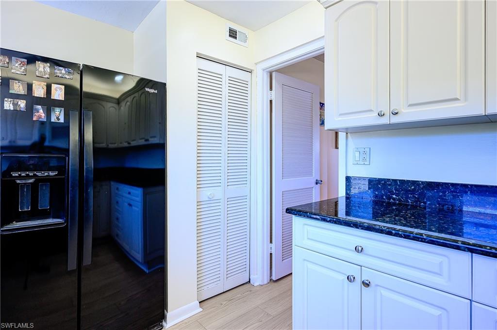 Naples, Florida, 34102, United States, 2 Bedrooms Bedrooms, ,2 BathroomsBathrooms,Residential,For Sale,1867341