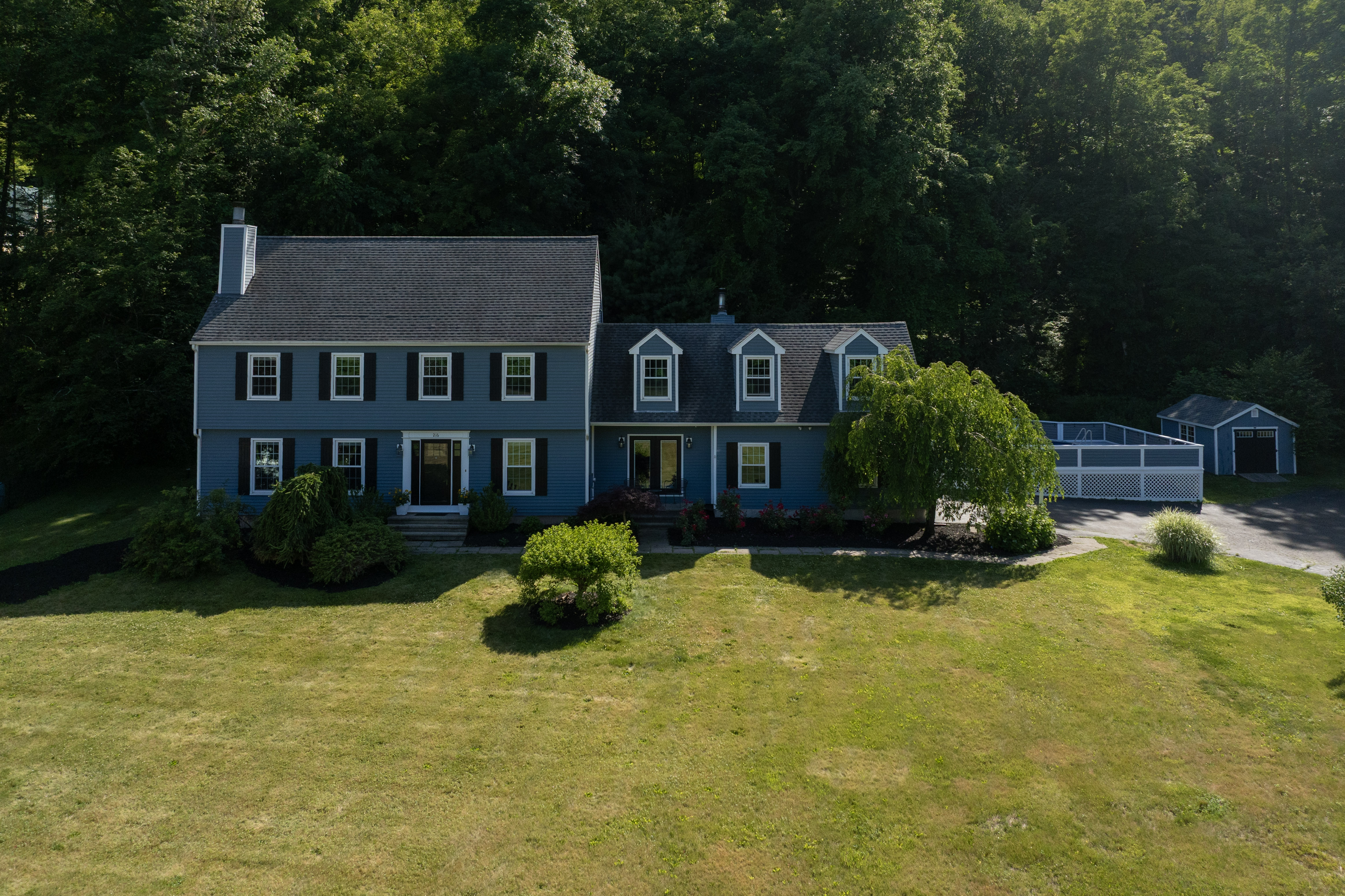  216 Bluff View Drive - 物件實景