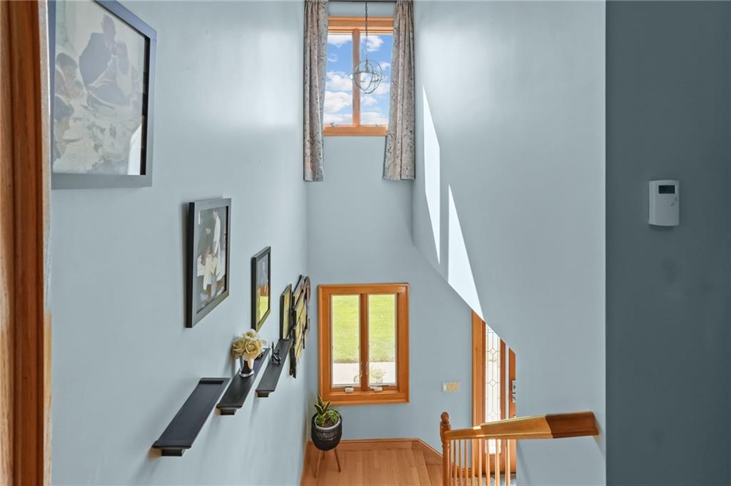 North Kingstown, Rhode Island, 02852, United States, 3 Bedrooms Bedrooms, ,4 BathroomsBathrooms,Residential,For Sale,1973997