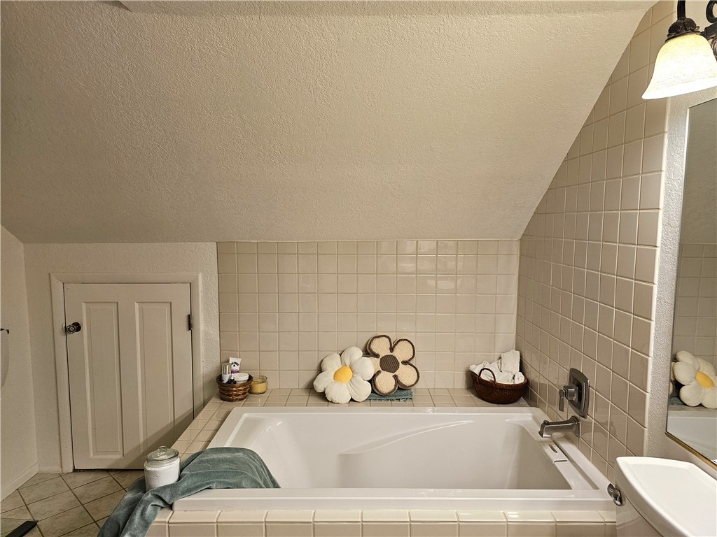 Lake Havasu, Arizona, 86403, United States, 2 Bedrooms Bedrooms, ,2 BathroomsBathrooms,Residential,For Sale,2002226