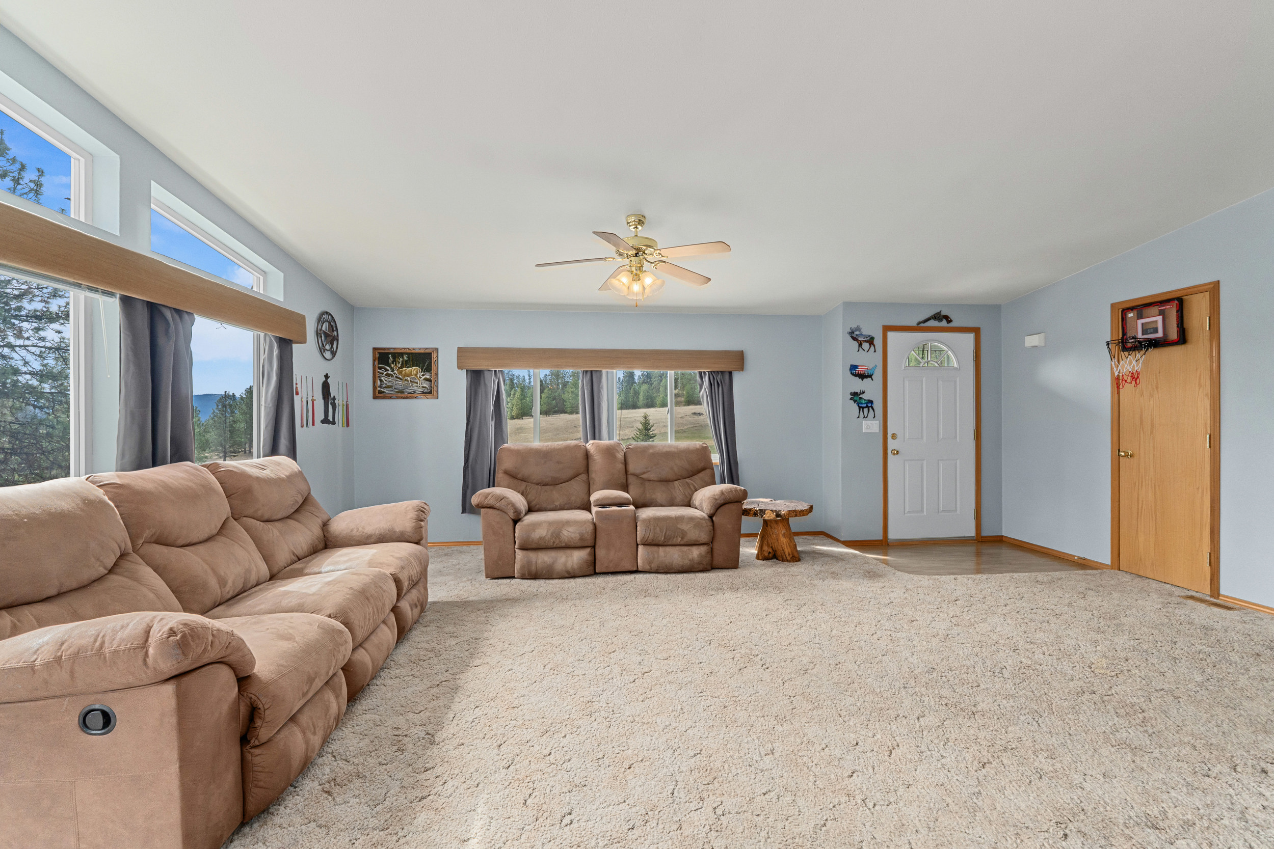 Colville, Washington, 99114, United States, 2 Bedrooms Bedrooms, ,3 BathroomsBathrooms,Residential,For Sale,1763209