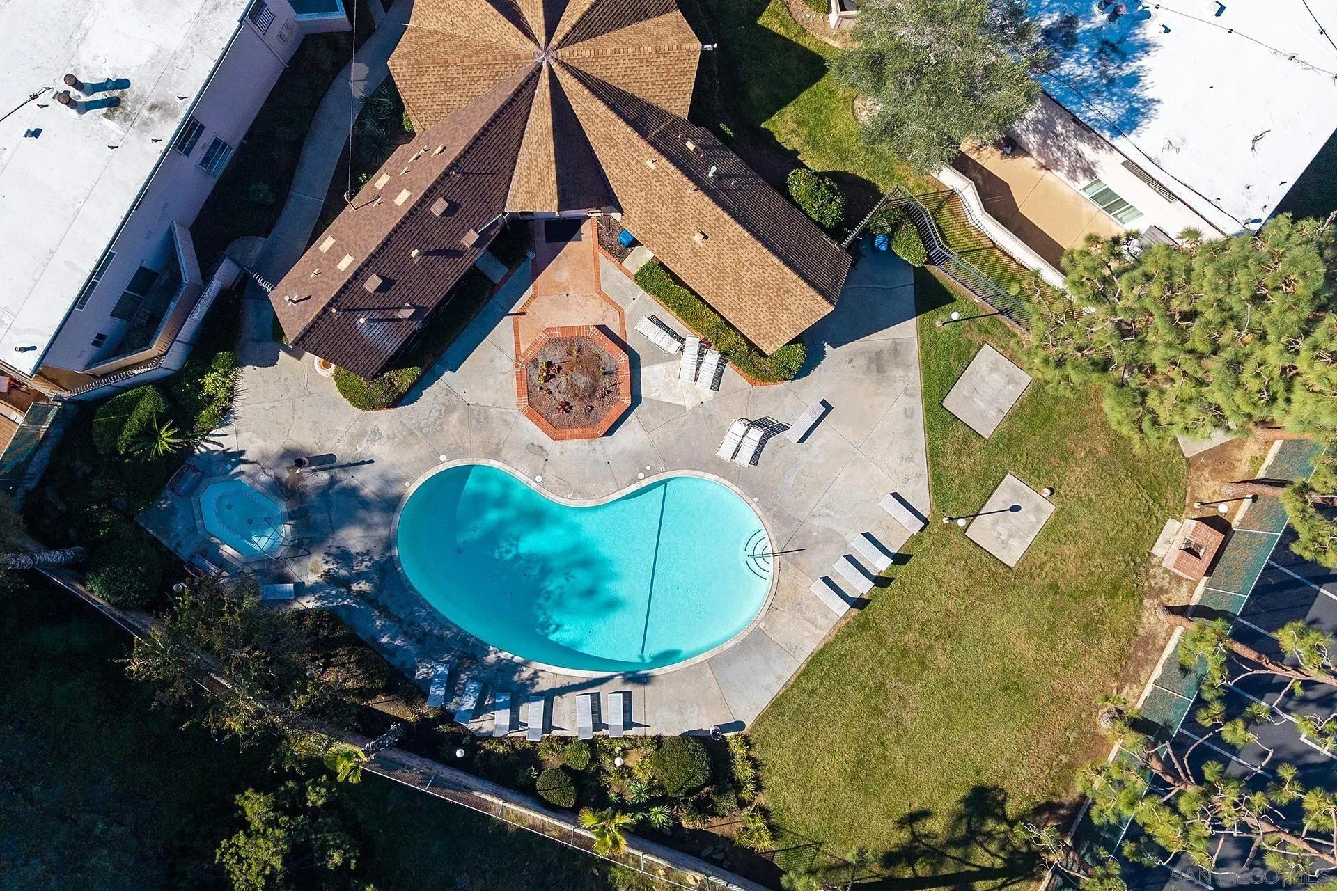 San Diego, California, 92110, United States, 1 Bedroom Bedrooms, ,1 BathroomBathrooms,Residential,For Sale,1999135