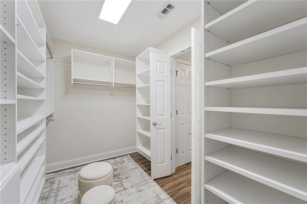 Alpharetta, Georgia, 30009, United States, 5 Bedrooms Bedrooms, ,4 BathroomsBathrooms,Residential,For Sale,1976407