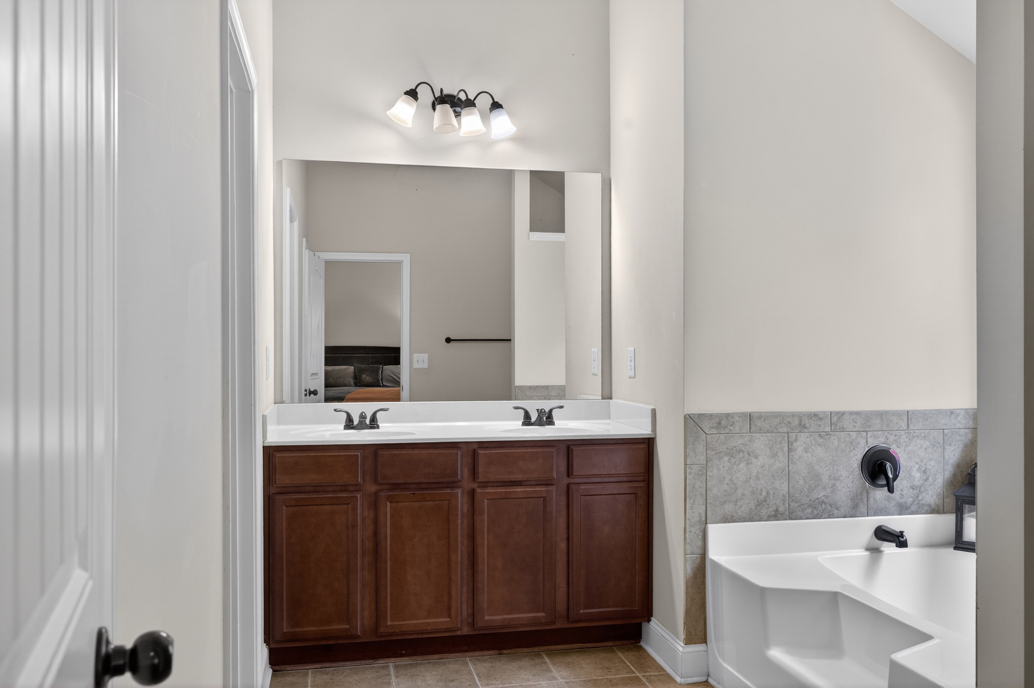  Beautifully Maintained Home in Sought-after Decatur Community - 物件實景