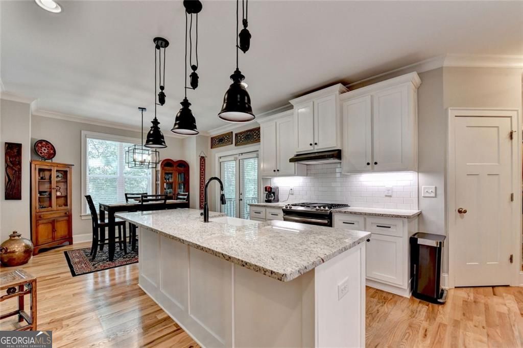 Canton, Georgia, 30114, United States, 4 Bedrooms Bedrooms, ,3 BathroomsBathrooms,Residential,For Sale,1904192
