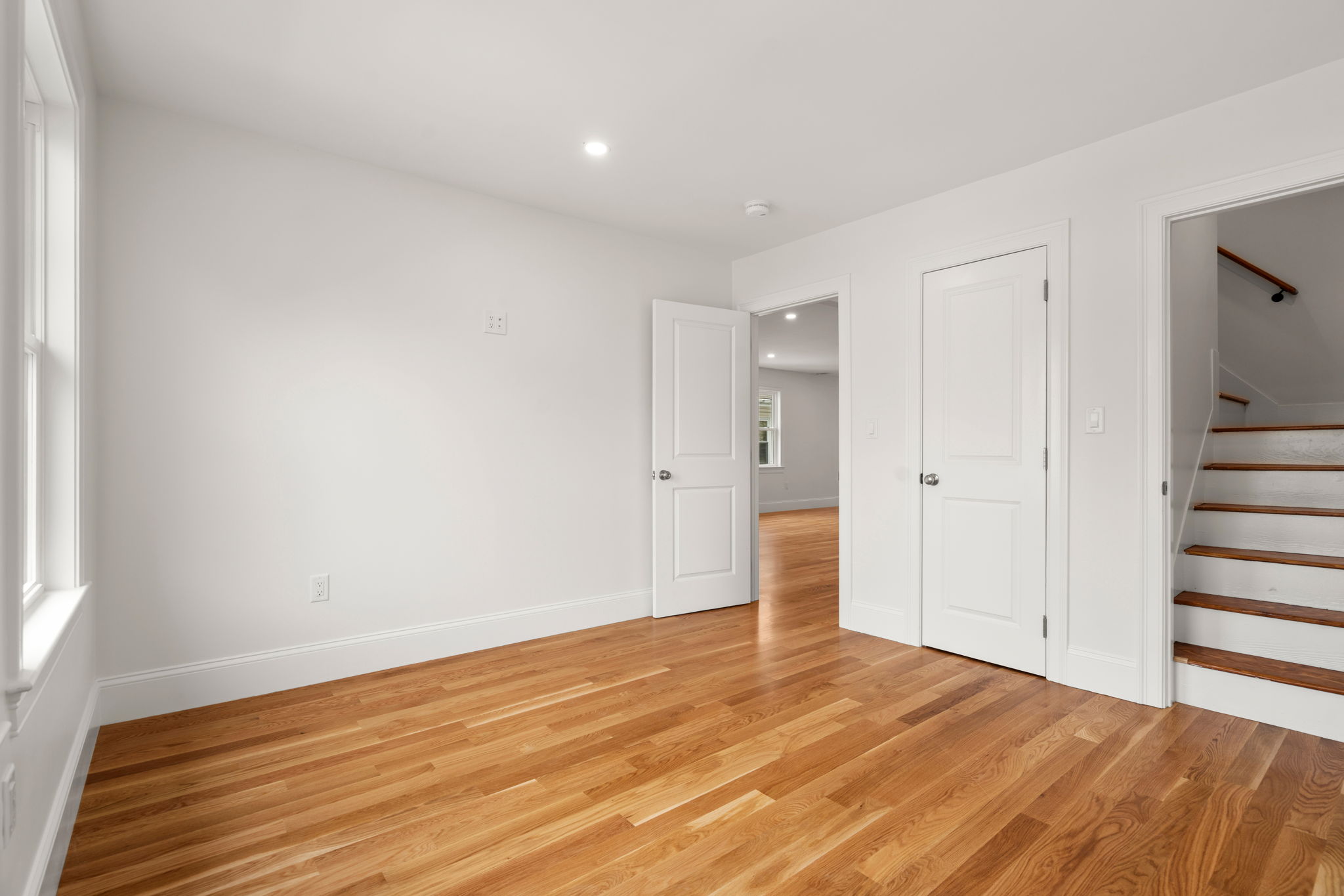  26-28 Pitcher Avenue, Medford, MA, 02155 - 物件實景