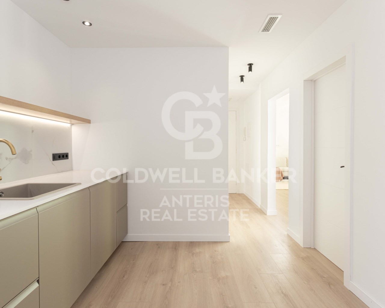 Barcelona, Barcelona, Eixample, La Sagrada Fam?lia, Barcelona, Catalonia, ES, 3 Bedrooms Bedrooms, ,2 BathroomsBathrooms,Residential,For Sale,Barcelona, Barcelona, Eixample, La Sagrada Fam?lia,1628102
