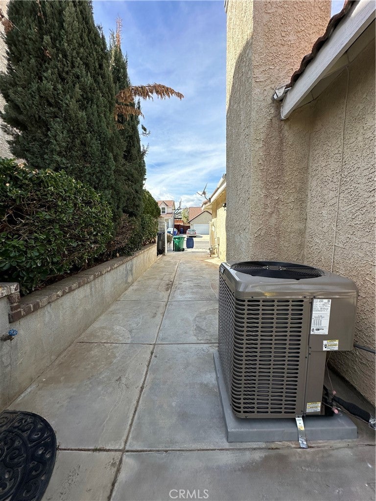 Palmdale, California, 93550, United States, 4 Bedrooms Bedrooms, ,2 BathroomsBathrooms,Residential,For Sale,2005550