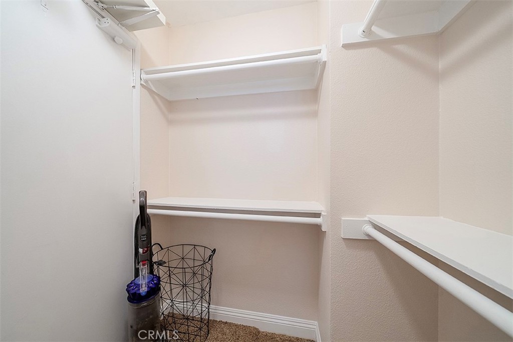 Burbank, California, 91505, United States, 1 Bedroom Bedrooms, ,1 BathroomBathrooms,Residential,For Sale,2009729