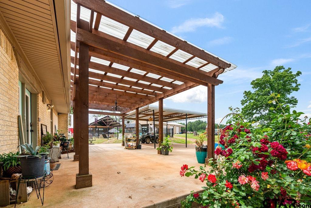 1475 FM 49, Mineola, Texas, 75773, United States, 4 Bedrooms Bedrooms, ,3 BathroomsBathrooms,Residential,For Sale,1475 FM 49,1673387