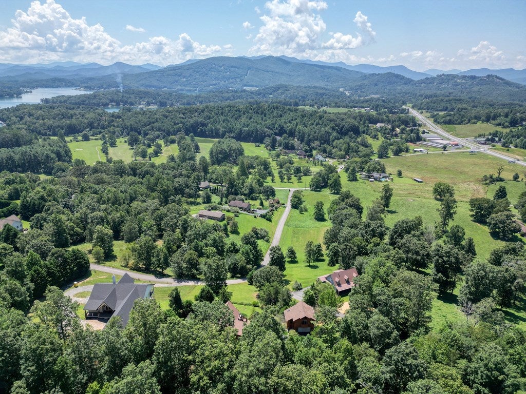 Hayesville, North Carolina, 28904, United States, 3 Bedrooms Bedrooms, ,4 BathroomsBathrooms,Residential,For Sale,1919513