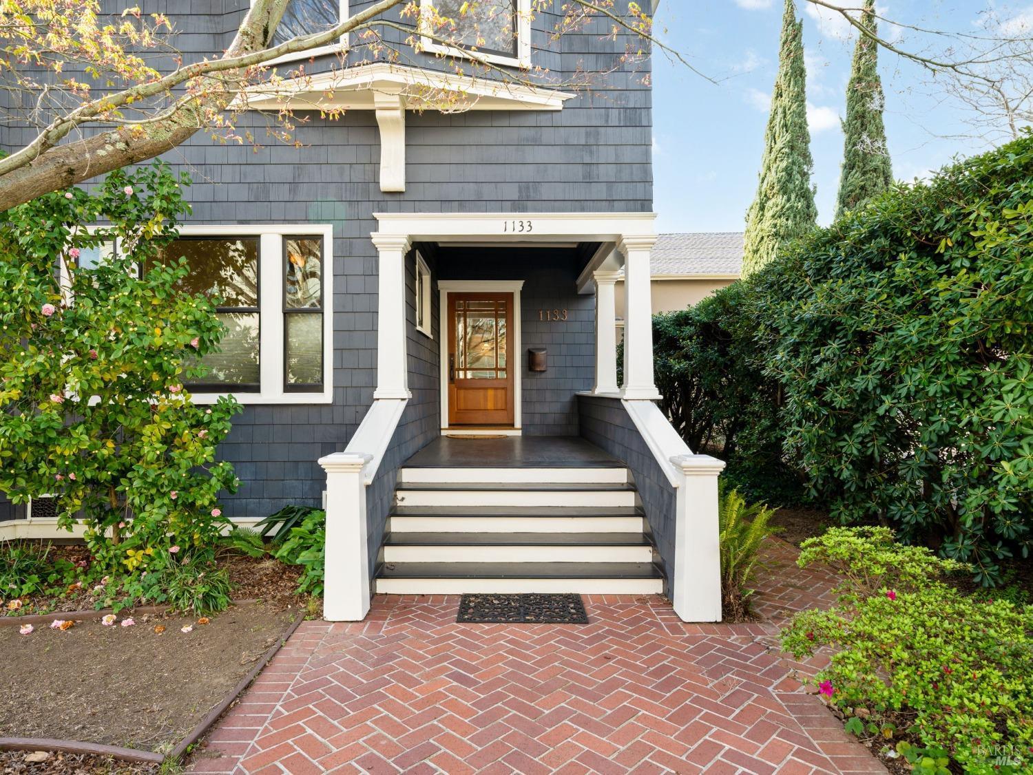 Napa, California, 94559, United States, 5 Bedrooms Bedrooms, ,3 BathroomsBathrooms,Residential,For Sale,1991886