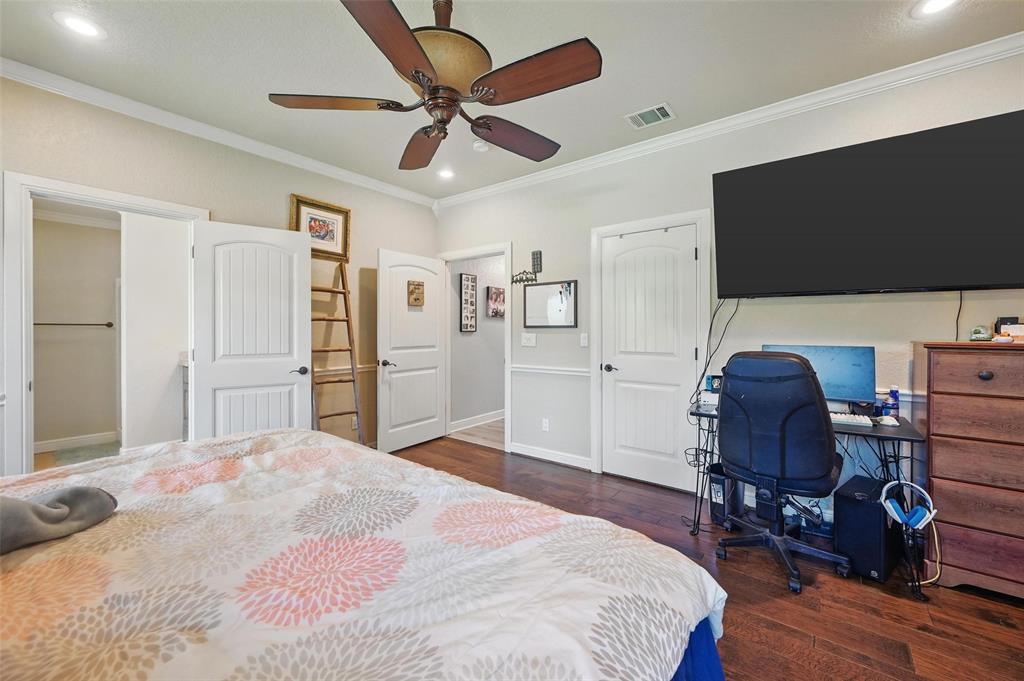 Cleburne, Texas, 76031, United States, 4 Bedrooms Bedrooms, ,4 BathroomsBathrooms,Residential,For Sale,1827195