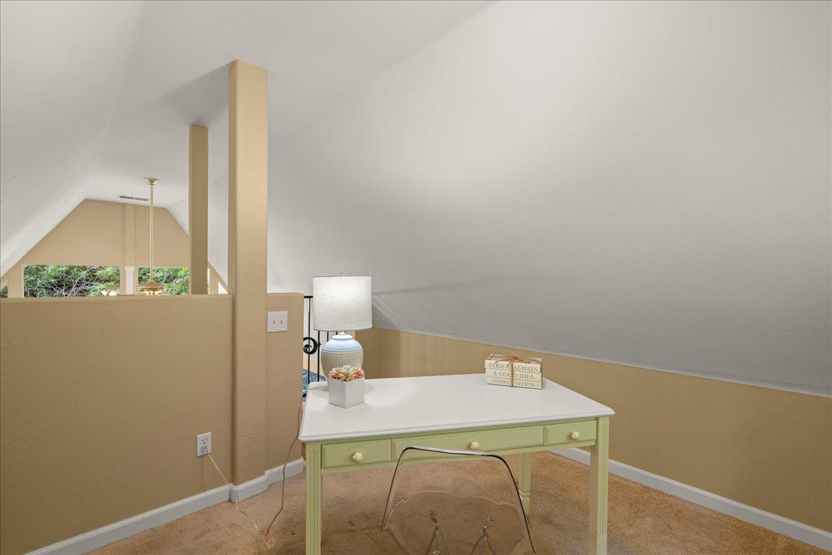 Los Gatos, California, 95033, United States, 3 Bedrooms Bedrooms, ,2 BathroomsBathrooms,Residential,For Sale,1839951