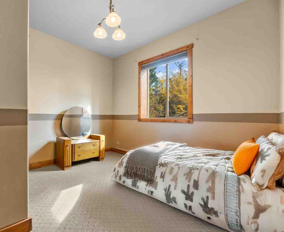 Bigfork, Montana, 59911, United States, 3 Bedrooms Bedrooms, ,2 BathroomsBathrooms,Residential,For Sale,1977128