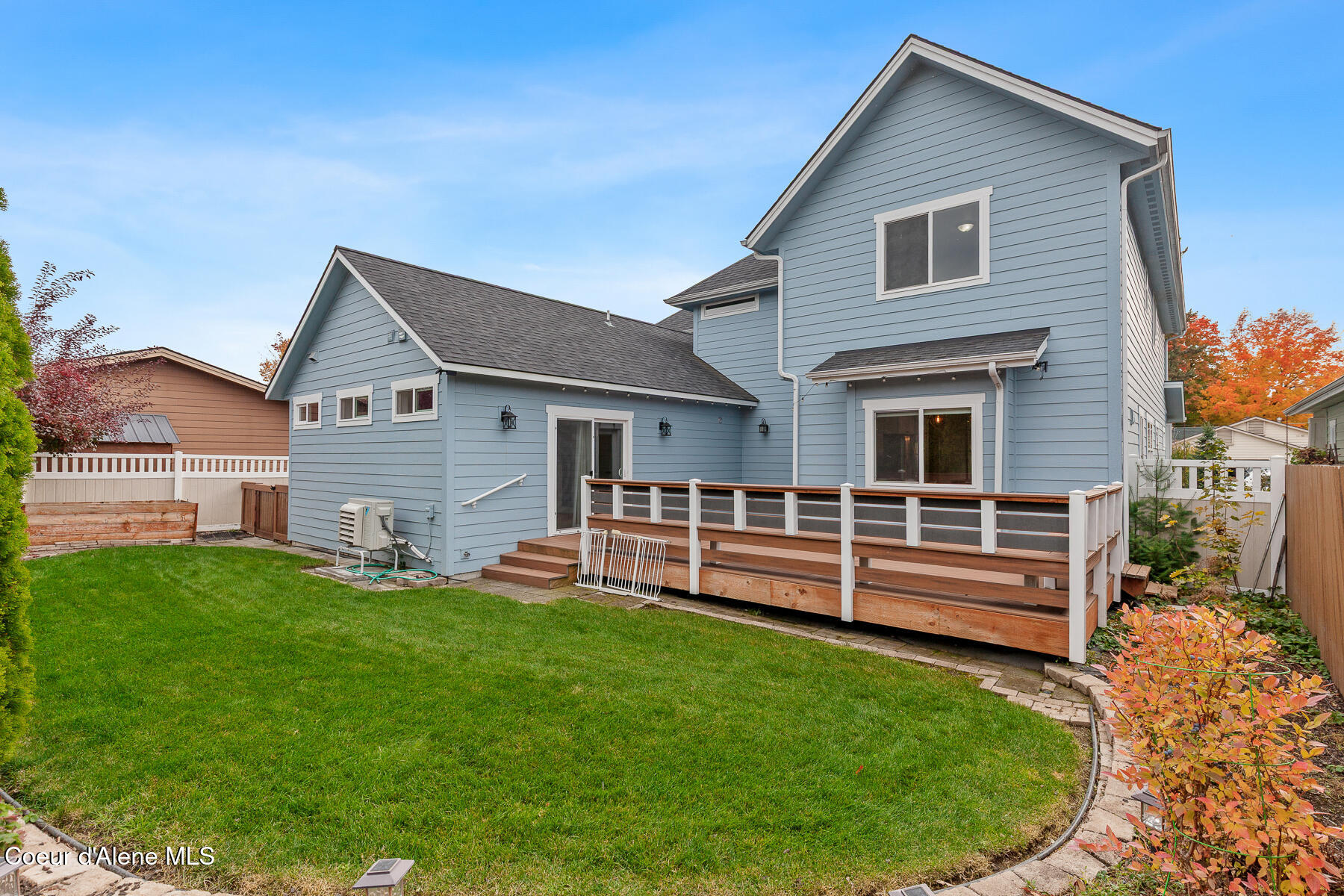 Coeur d'Alene, Idaho, 83814, United States, 3 Bedrooms Bedrooms, ,4 BathroomsBathrooms,Residential,For Sale,1976141