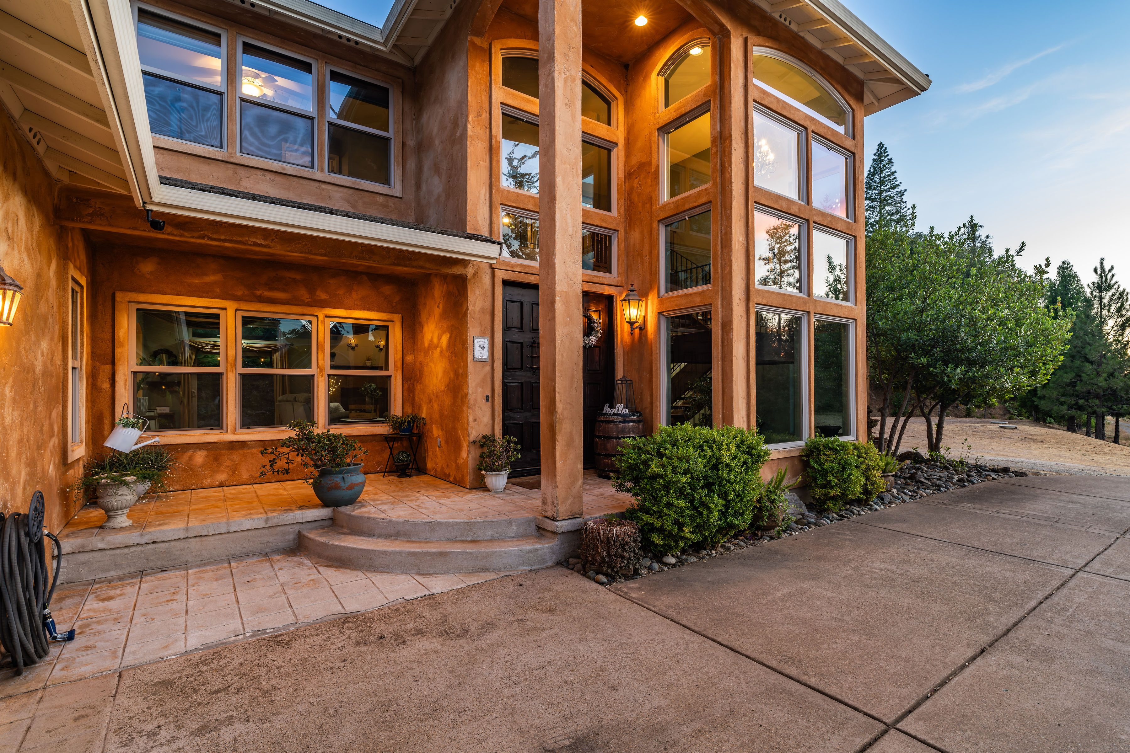  Mediterranean-Inspired Estate on 1.67 Acres  Private Oasis in Jackson - 物件實景