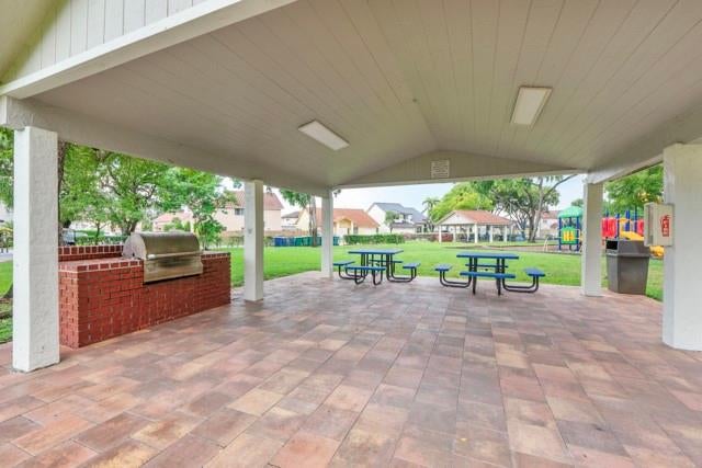 Hialeah, Florida, 33015, United States, 5 Bedrooms Bedrooms, ,3 BathroomsBathrooms,Residential,For Sale,1977900