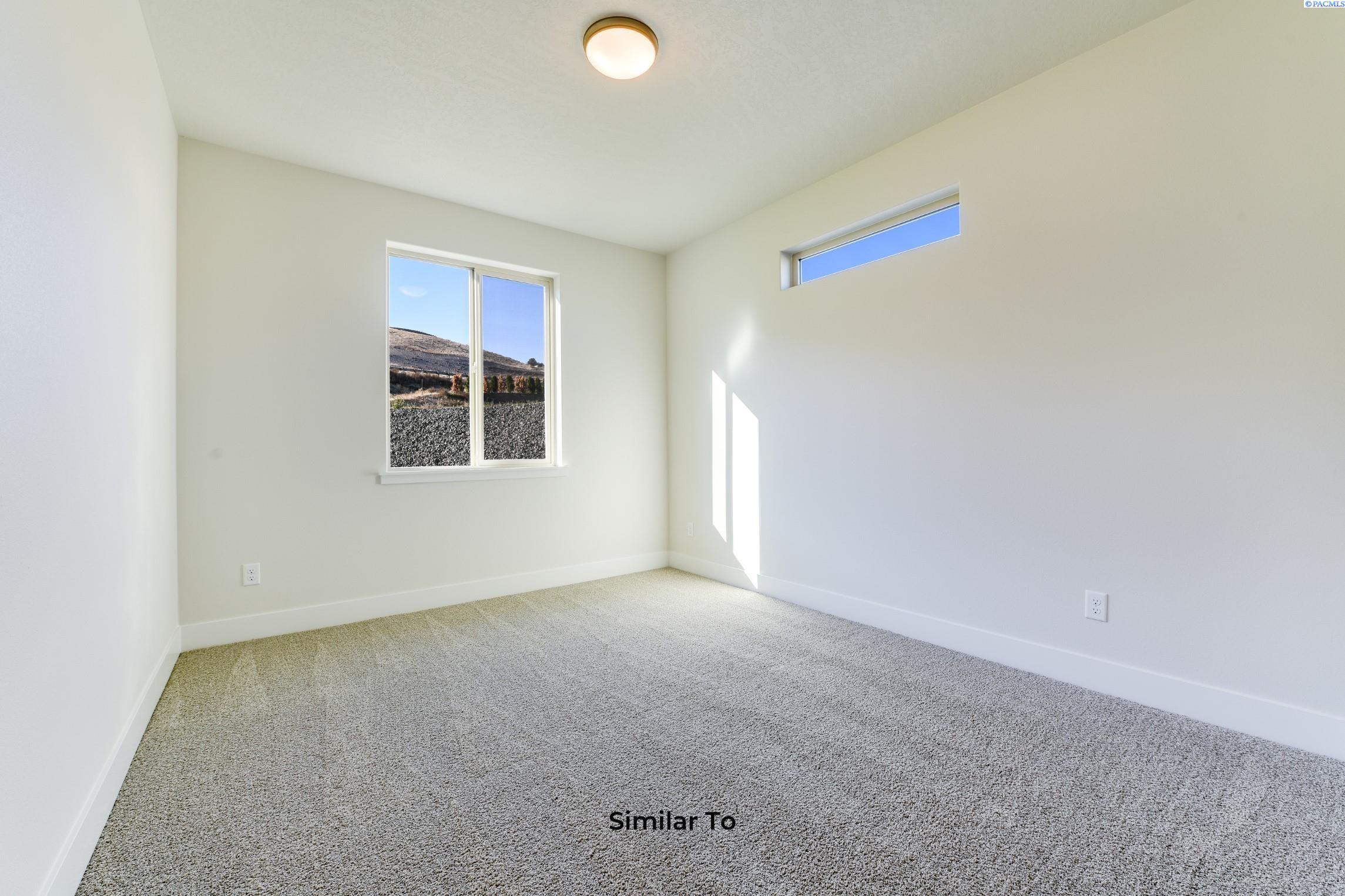 Kennewick, Washington, 99338, United States, 4 Bedrooms Bedrooms, ,2 BathroomsBathrooms,Residential,For Sale,1828278
