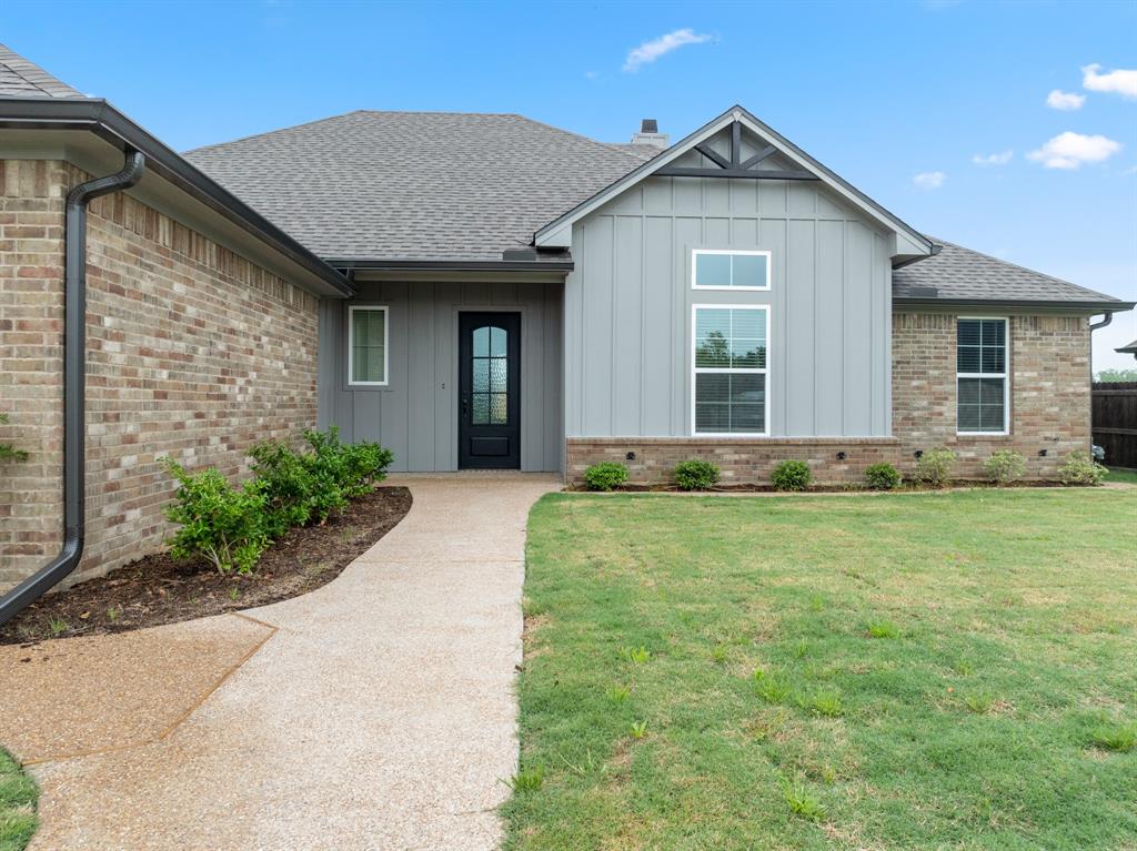 Robinson, Texas, 76706, United States, 4 Bedrooms Bedrooms, ,3 BathroomsBathrooms,Residential,For Sale,1805601