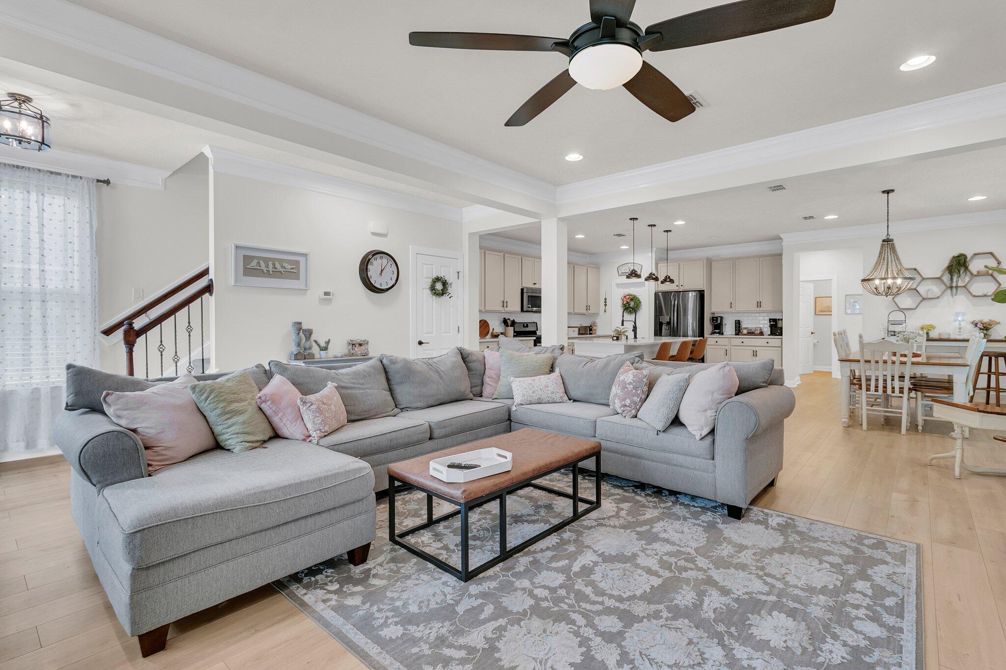 Charleston, South Carolina, 29414, United States, 4 Bedrooms Bedrooms, ,3 BathroomsBathrooms,Residential,For Sale,1979089