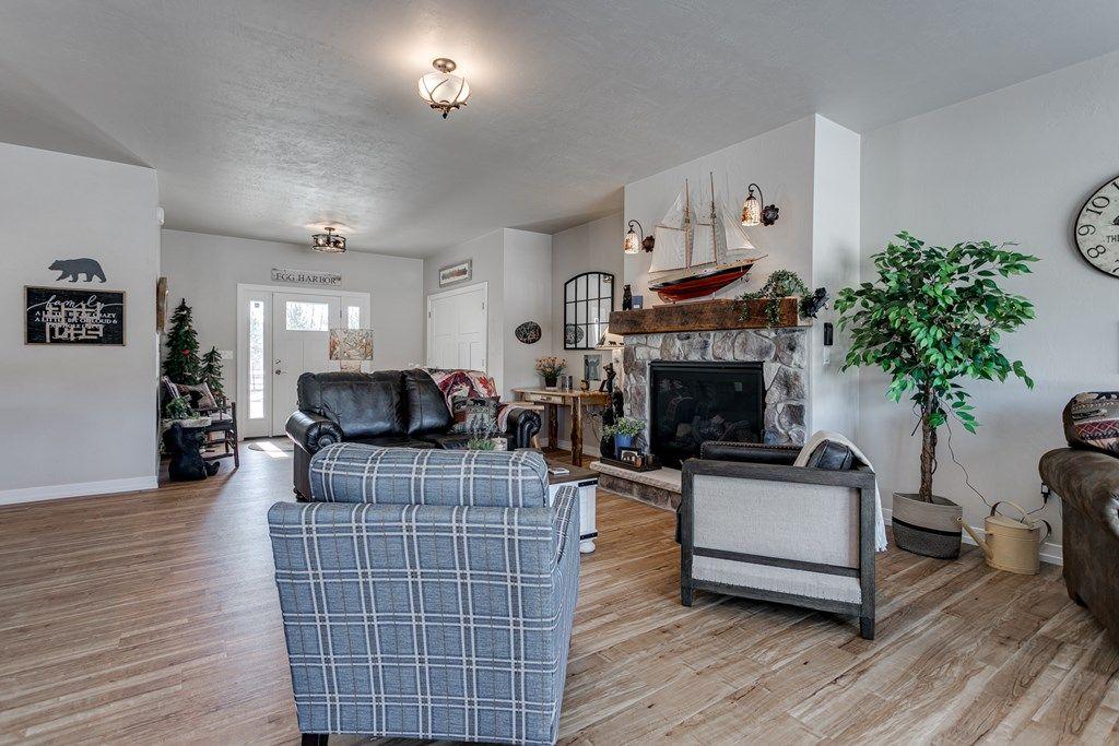 Egg Harbor, Wisconsin, 54209, United States, 2 Bedrooms Bedrooms, ,2 BathroomsBathrooms,Residential,For Sale,1721513