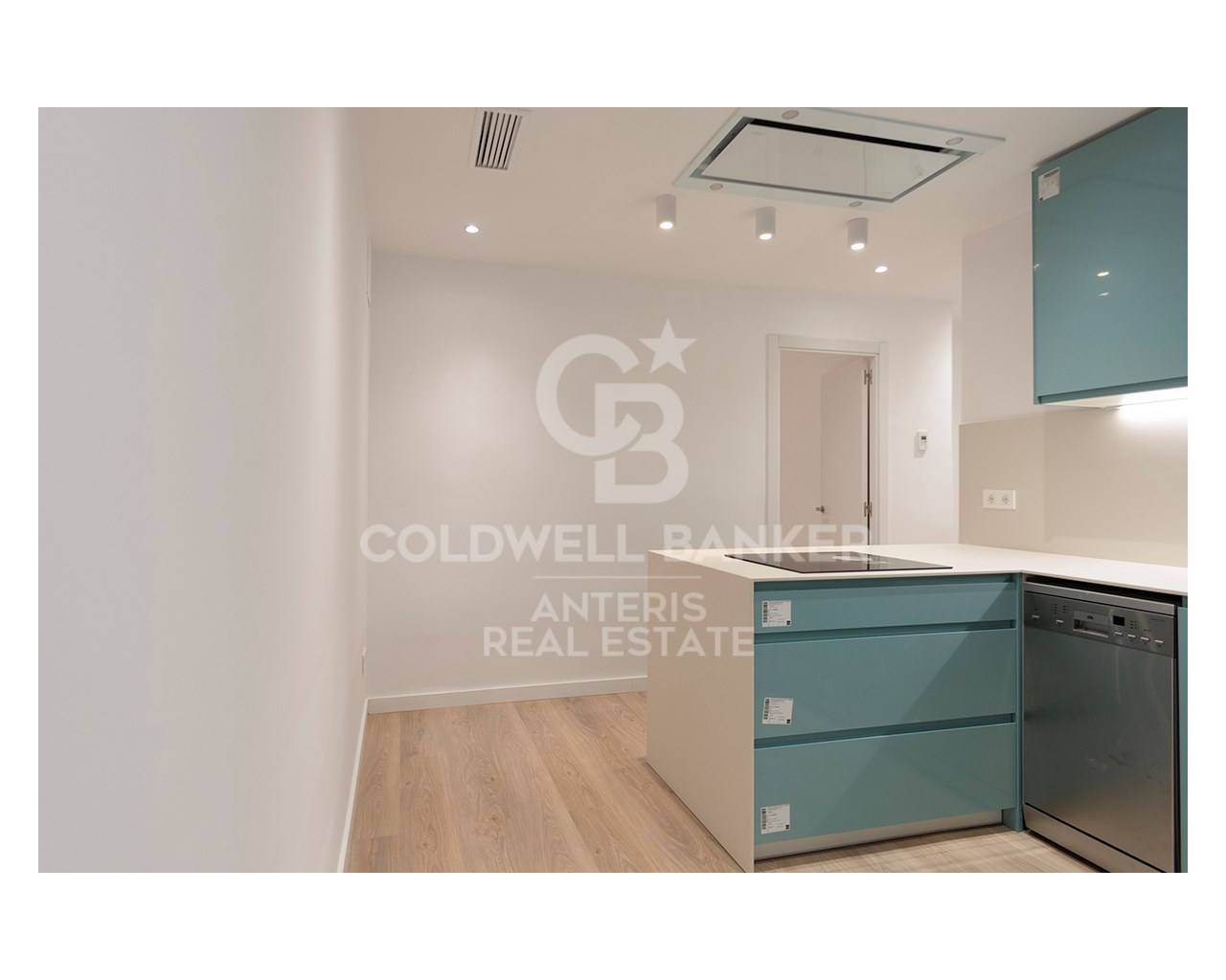 Barcelona, Catalonia, ES, 2 Bedrooms Bedrooms, ,1 BathroomBathrooms,Residential,For Sale,1688739